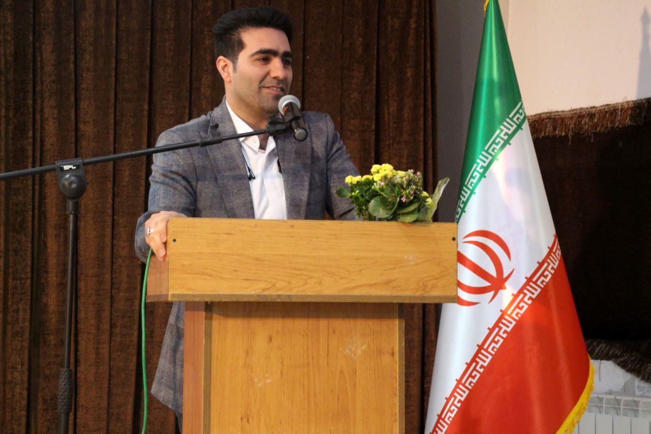 امروزه با نسل پرسشگر و هوشمند مواجهه هستیم