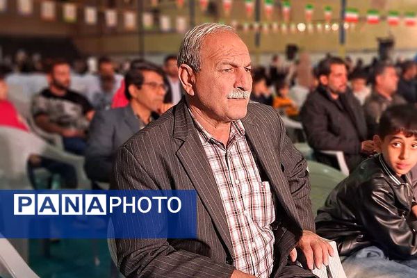 برگزاری برنامه میدان انقلاب بمناسبت دهه فجر در شهرستان باشت