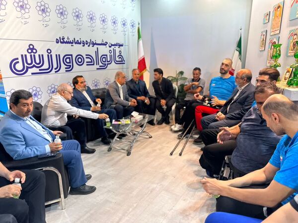 فعالیت غرفه منطقه ۱۰ شهرداری مشهد مقدس در جشنواره خانواده ورزش 