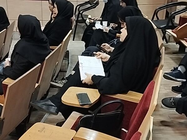 اولین گردهمایی دبیران و مدرسین درس تفکر و زندگی در کانون فارابی 