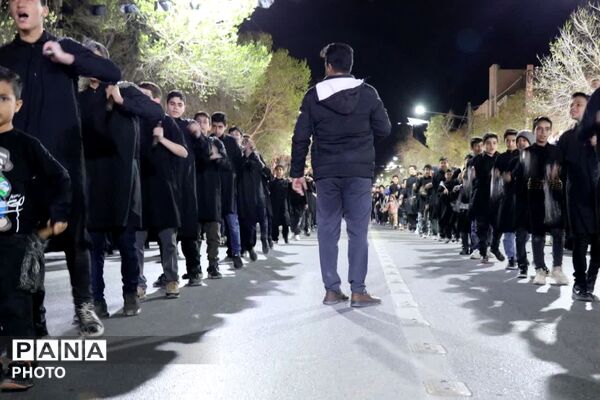 سوگواره دانش‌آموزی شهادت رهبر معظم انقلاب و شهدای میناب در ابرکوه