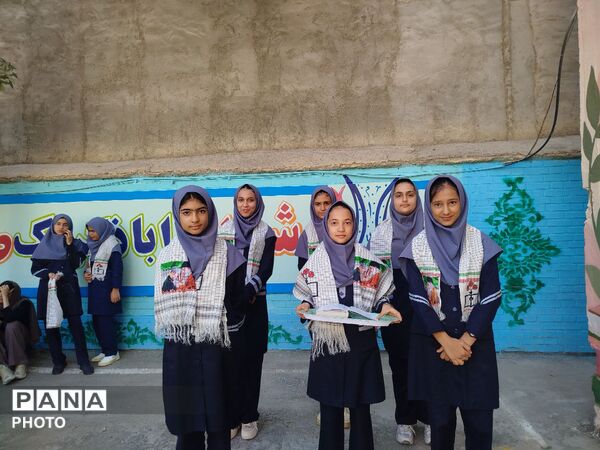 جشن جوانه‌ها؛ خوش‌آمدگویی به هفتمی‌های دبیرستان دانشور ۲  نیشابور 
