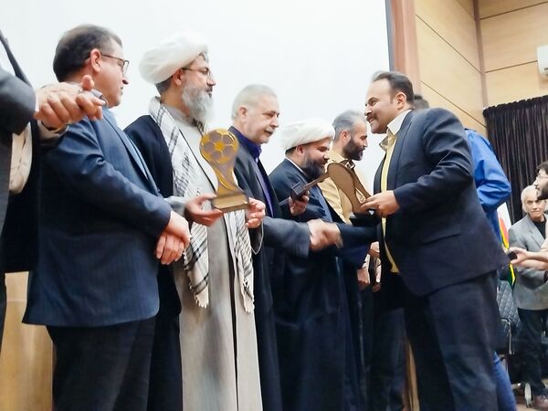 آیین تجلیل از برترین‌های فوتبال و فوتسال شهرستان کاشمر 