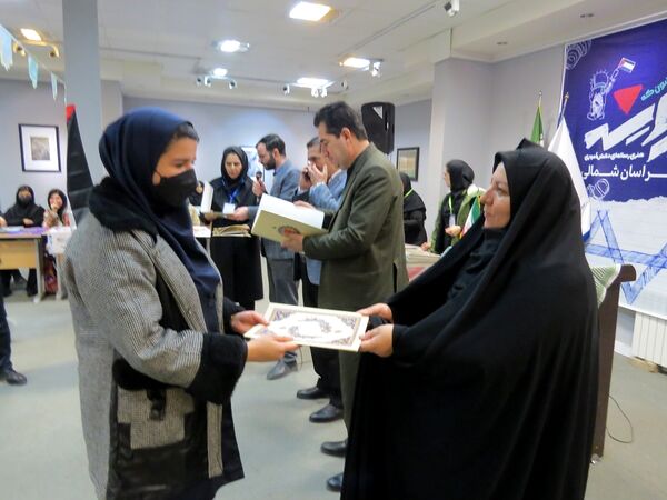 برگزاری رویداد آخراشه در هنرستان هنرهای زیبا 