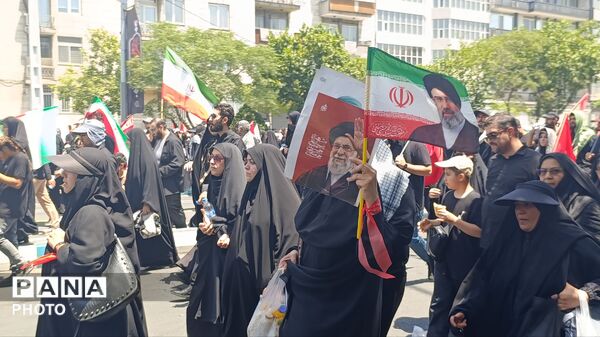 رستاخیز تاریخی لثارات خامنه ای در تهران