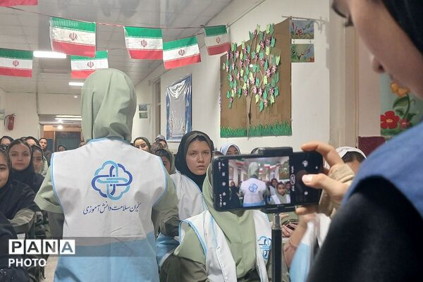 طرح محیط زیستی شهید مفقود الاثر ماکان نصیری در مدرسه رضوان ناحیه دو بهارستان