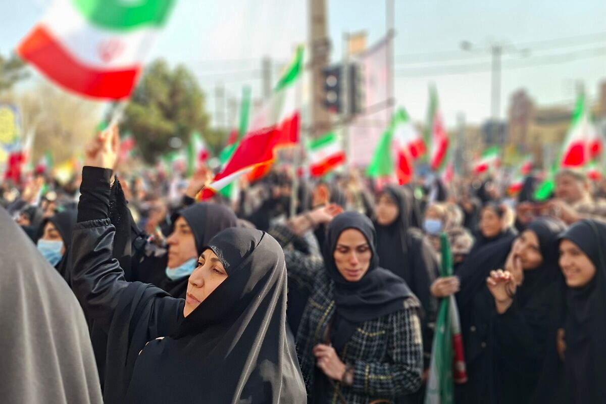 بیعت مردم قرچک با سومین رهبر نظام مقدس جمهوری اسلامی ایران