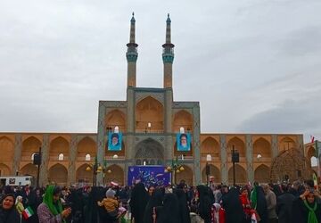۲۲ بهمن؛ ایستادگی مردمی و حضور نسل نو در پاسداری از انقلاب