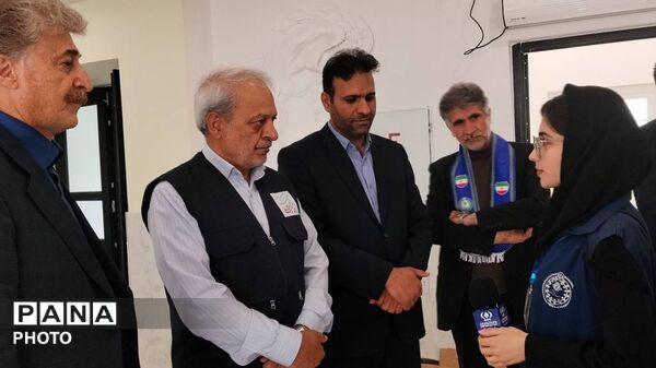  تور رسانه وبازدید دبیرستان فردوسی شهرستان بجنورد