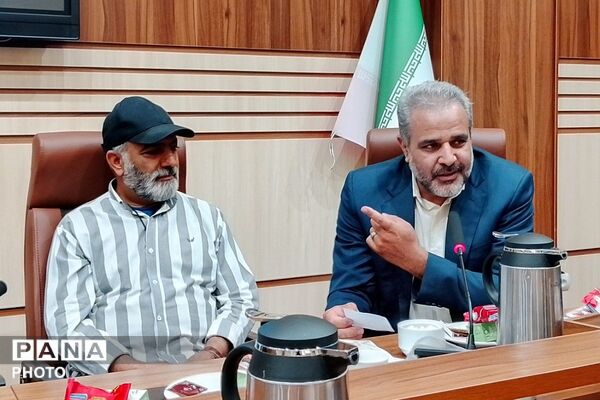 مراسم تجلیل از معاونین پرورشی مقطع متوسطه ناحیه دو شهرری 