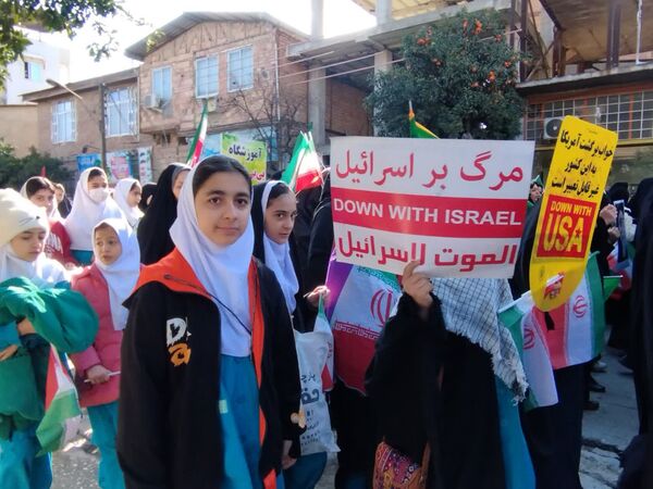 جشن تولد انقلاب اسلامی ایران در گلوگاه 