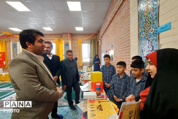 جشنواره بازی‌ وارسازی مدارس منطقه کهریزک 