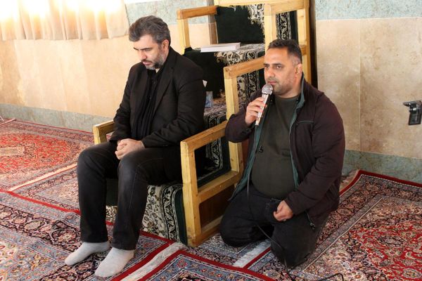 عزاداری باشکوه دانش‌آموزان و مسئولان در سوگ حضرت فاطمه زهرا (س)