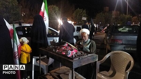 گذری بر فعالیت موکب عاشقان امام رضا (ع) شهرستان نیشابور در بلوار فضل  