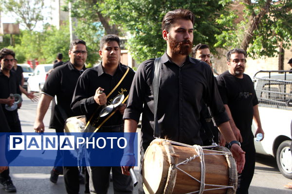 دسته عزاداری امام جعفر صادق (ع) در یزد