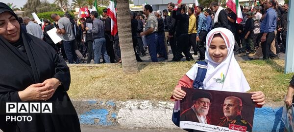 همبستگی کودکان بندرعباس با خانواده شهدای دبستان شجره طیبه میناب؛ عزاداری و محکومیت جنایت تروریستی