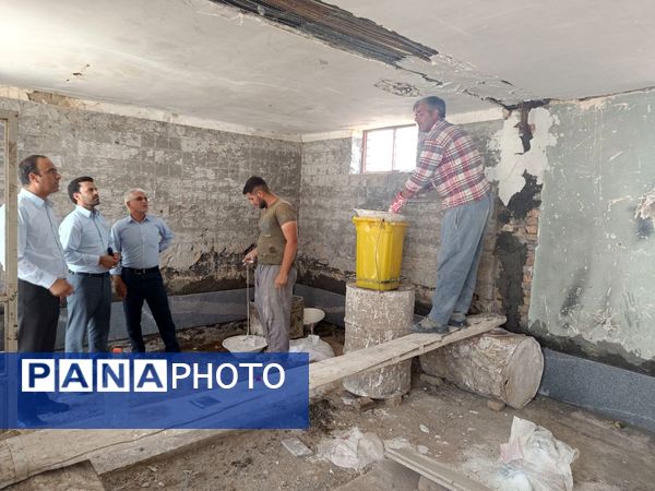 بازدید مسئولان اداره آموزش و پرورش خلیل‌آباد از پروژه‌های مهر 