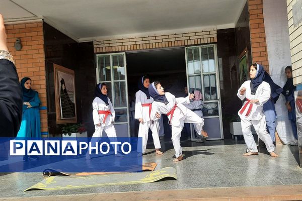 المپیاد درون مدرسه‌ای در مدارس بهارستان دو