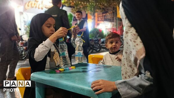 بازی و سرگرمی کودکان در موکب فرهنگیان نیشابور