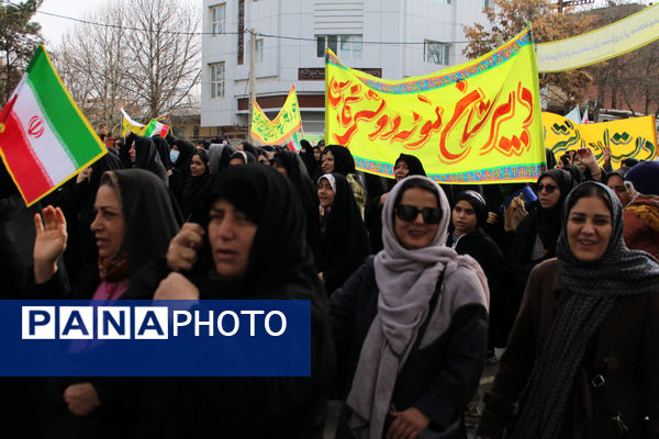 گلستانی از غرور در سملقان؛ موج حضور مردم در جشن انقلاب