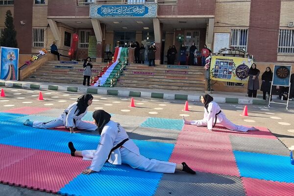 برگزاری انتخابات انجمن‌های ورزشی در دبیرستان زینبیه۲ شهریار
