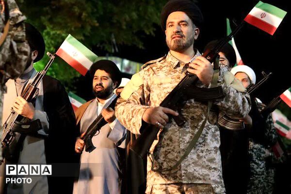 نمایش اقتدار، رزم و حماسه بسیجیان ابرکوه