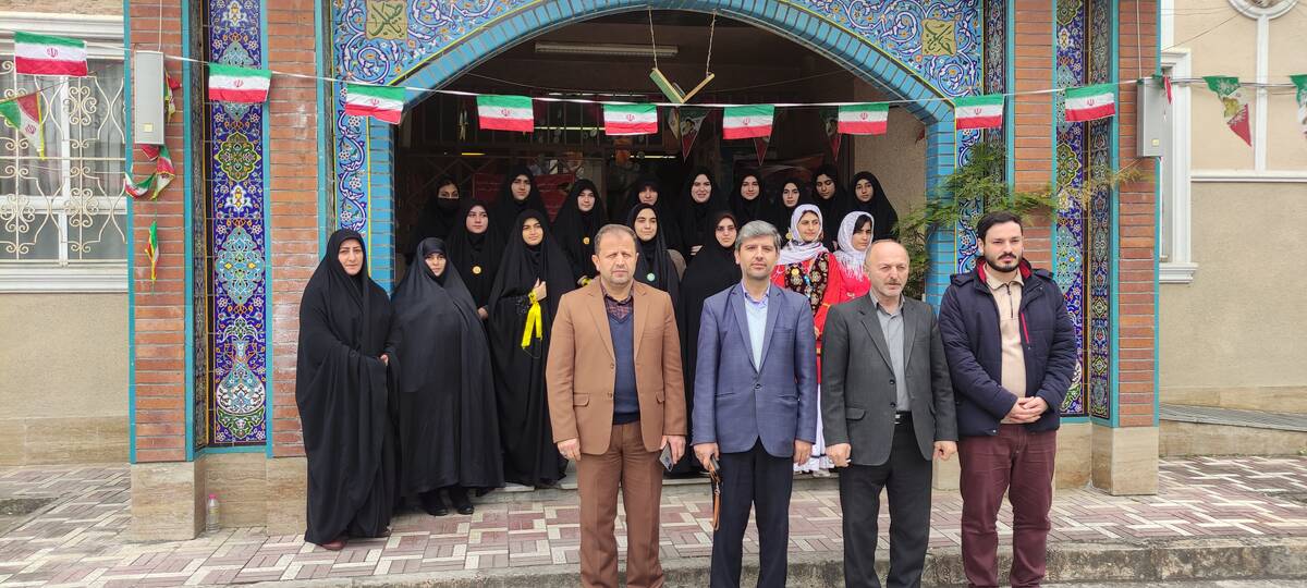 مدرسه‌ای از جنس انقلاب