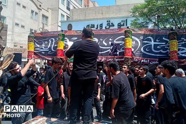 اربعین در قاب تهران؛نگاهی به دلدادگان مسیر