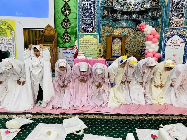 جشن تکلیف متمرکز مدارس شهرستان مه ولات