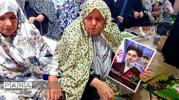 نماز جمعه عبادی و سیاسی در مصلی یاسوج
