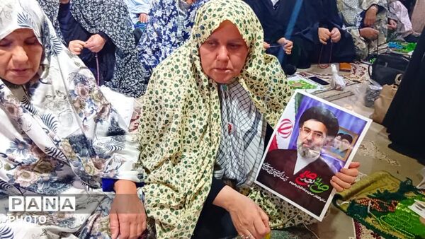 نماز جمعه عبادی و سیاسی در مصلی یاسوج