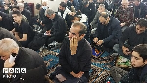 عزاداری مردم نیشابور برای شهادت رهبر عزیز انقلاب اسلامی 