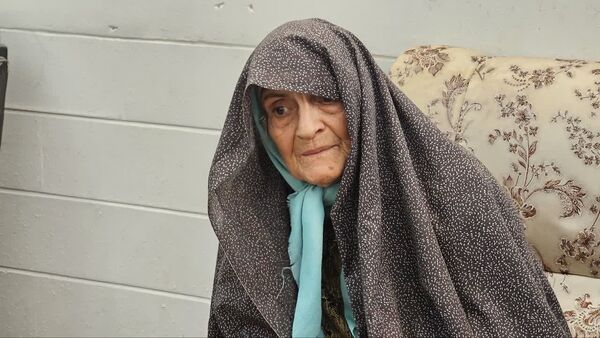 ادای احترام خبرنگاران پانا به مقام شهید جلال اقبال در چهل وششمین دیدار با خانواده شهدا
