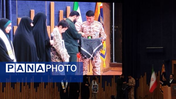 تحلیف فرماندهان بسیج دانش‌آموزی خراسان رضوی