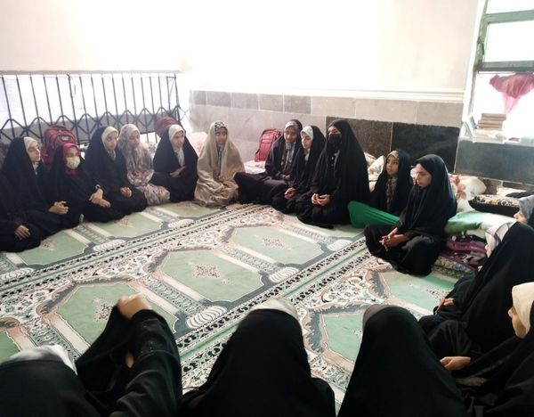 فعالیت گسترده دانش‌آموزان در ایام البیض