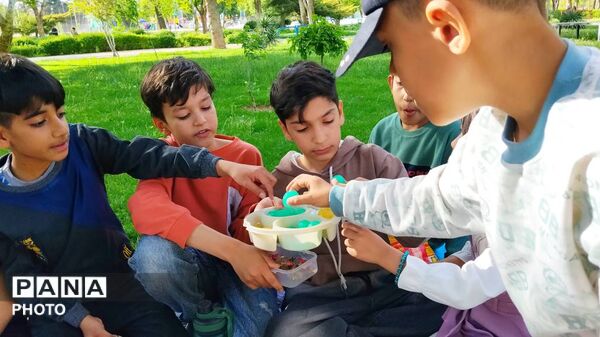 از کلاسِ مجازی تا قدردانیِ حضوری دانش‌آموزان در طبیعت