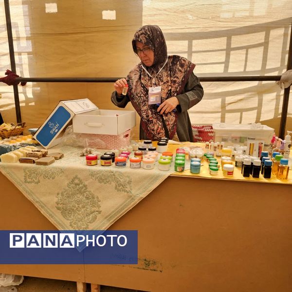  بازارچه صنایع‌دستی و مشاغل خانگی افتتاح شد