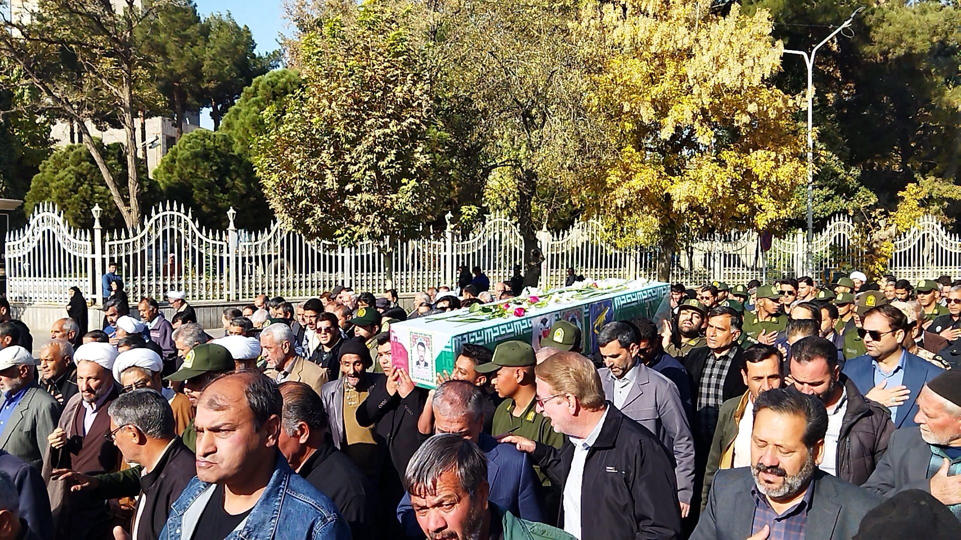 تشییع پیکر جانباز شهید علی فتح آبادی در نیشابور 