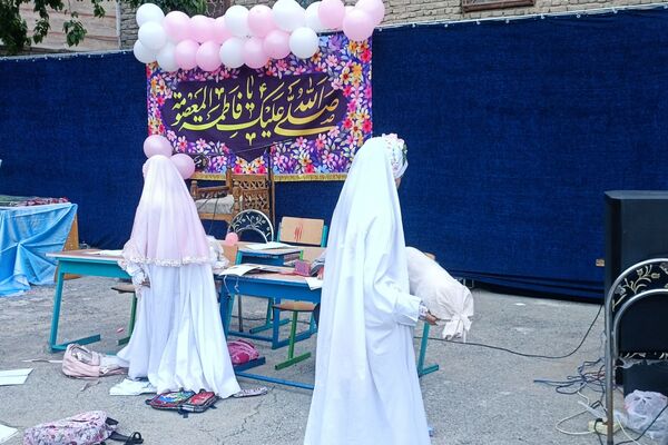 مراسمی به یاد شهدای میناب در رباط‌کریم