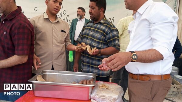 توزیع غذا در عید غدیر 
