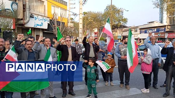 تجمع مردم شهرستان نور در حمایت از عملیات وعده صادق