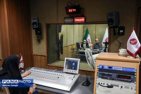 رادیو مقاومت تداعی‌گر روحیه ایستادگی دوران دفاع مقدس است