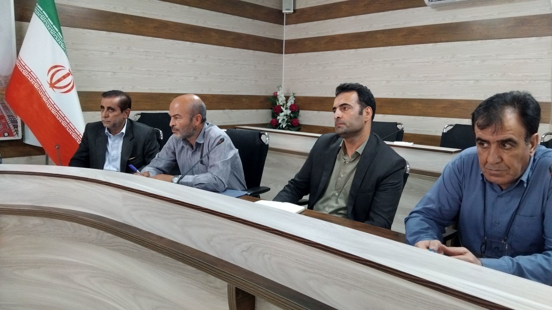 جلسه شورای اداری آموزش و پرورش اهر