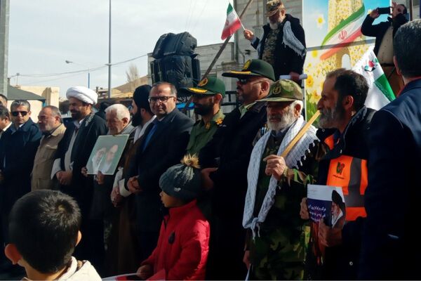 فیروزکوه یکپارچه فریاد «استقلال، آزادی» سر داد