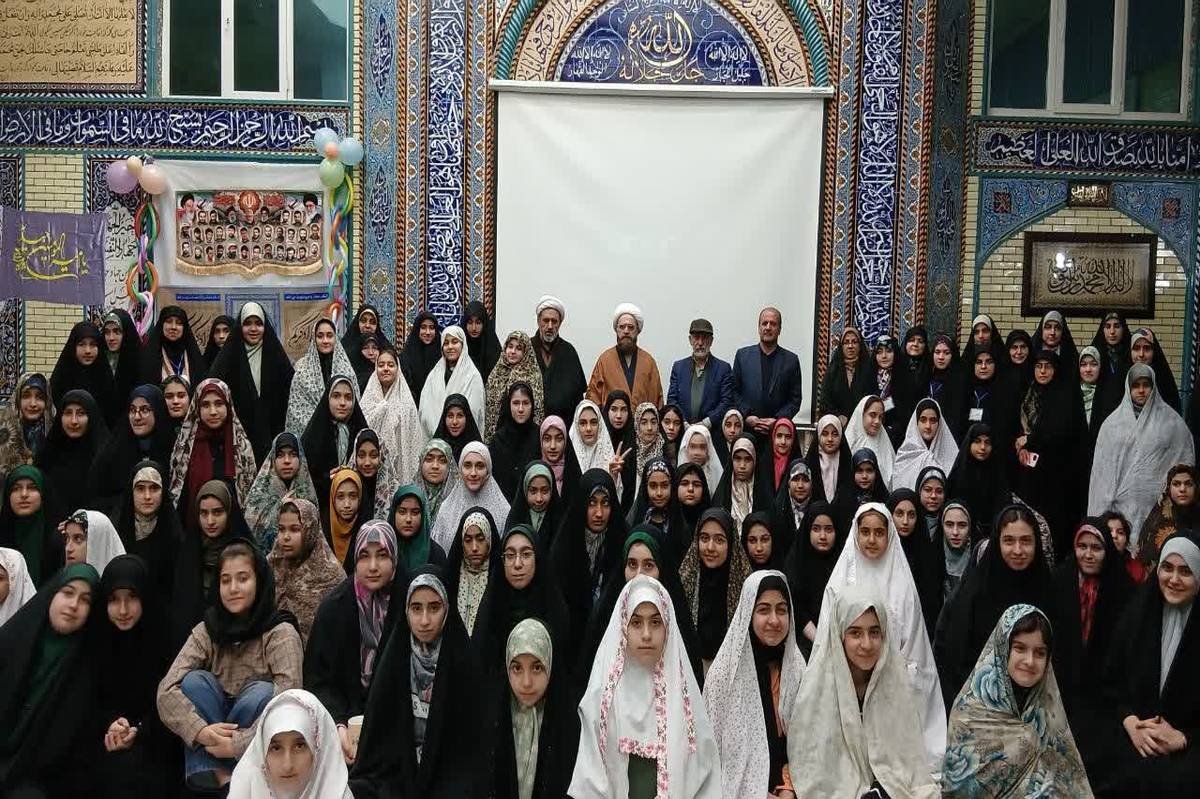 ۵۲۴ نفر در اعتکاف فومن شرکت کردند که بیش از ۲۵۰ نفر نوجوان و جوان بودند