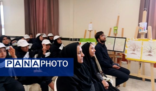 اختتامیه کانون یاریگران زندگی در دبیرستان ۱۵ خرداد 