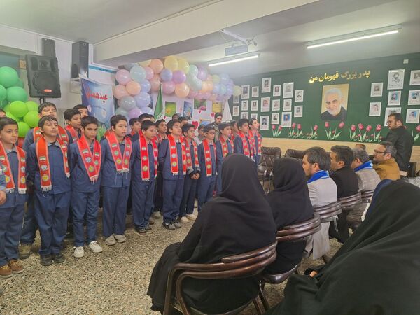  جشن نیکوکاری در دبستان شاهد استاد شهریار