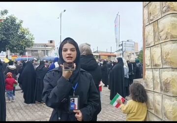 ۲۲ بهمن با حضور پرشور مردم بخش فندرسک برگزار شد