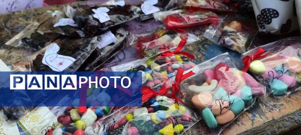 بازارچه کارآفرینی دانش آموزان دبیرستان پژمان بختیاری مشهد 