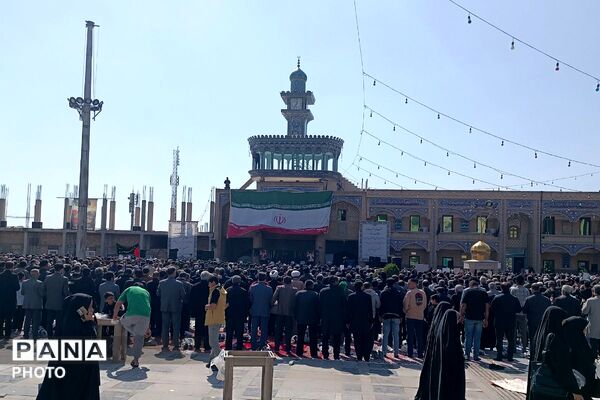 خروشِ بصیرت در صحن امامزاده جعفر (ع)؛ تالار قرآن پیشوا گنجایش دریای سوگواران مقتدا را نداشت